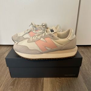 New Balance Women's 237 Shoes